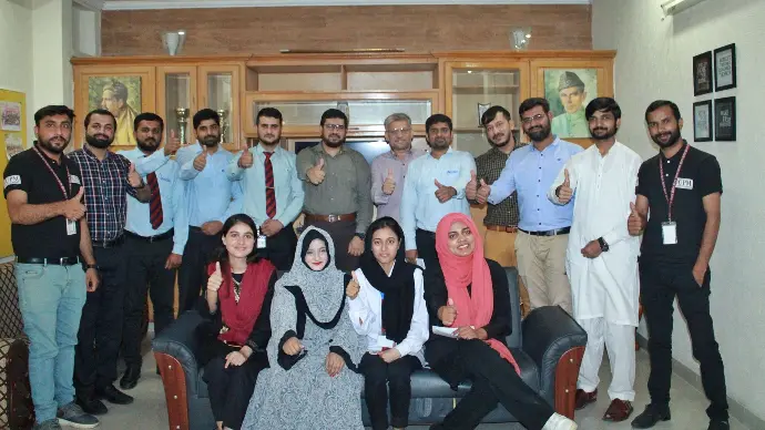 "Image of the Carrefour team participating in a basic IPM course at the School of IPM, with attendees engaged in training activities. #CarrefourTeam #IPMTraining #PestManagement #SchoolOfIPM #UPM"